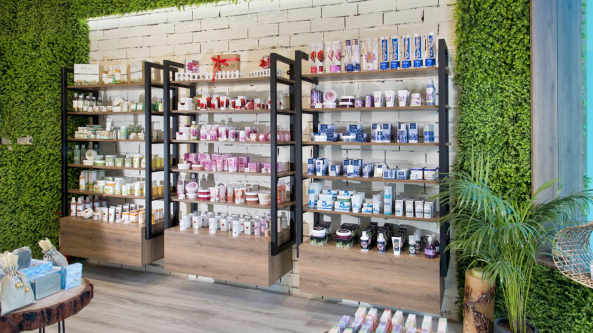 Add Image Description